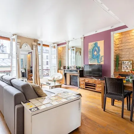 3p Baroque With Rooftop View Apartament