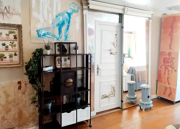 3p Baroque With Rooftop View *