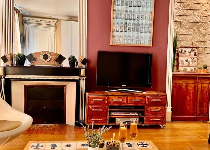 3p Baroque With Rooftop View