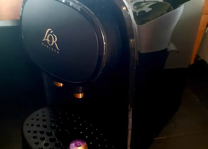 3p Baroque With Rooftop View Parijs