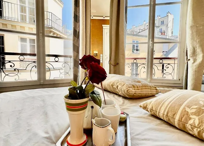 3p Baroque With Rooftop View