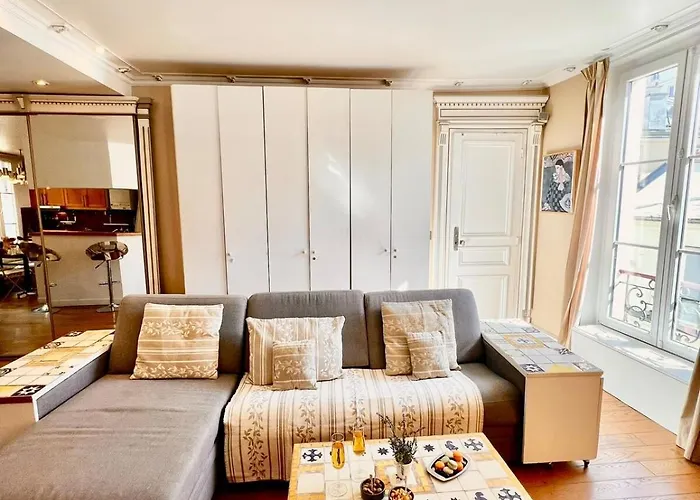 3p Baroque With Rooftop View Appartement Parijs