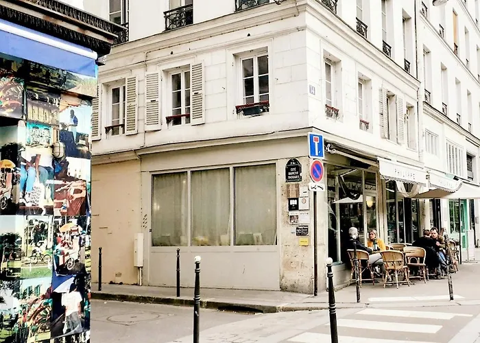 3p Baroque With Rooftop View Appartement Parijs